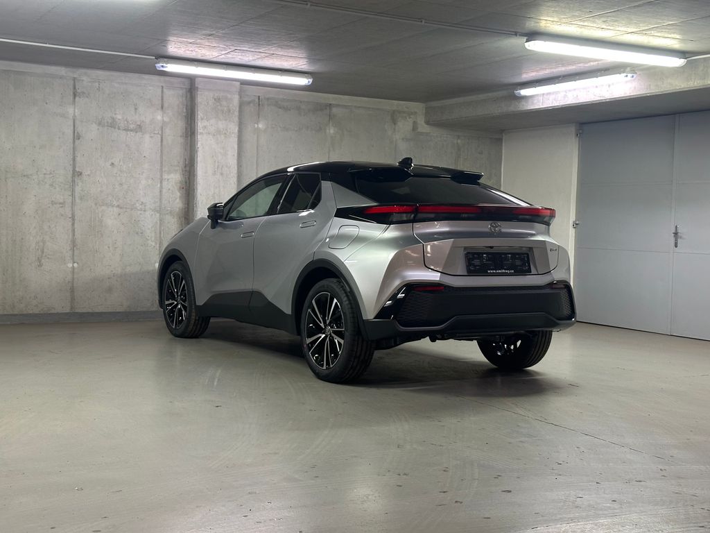 Toyota C-HR Hatchback 1,8 l 90 kw