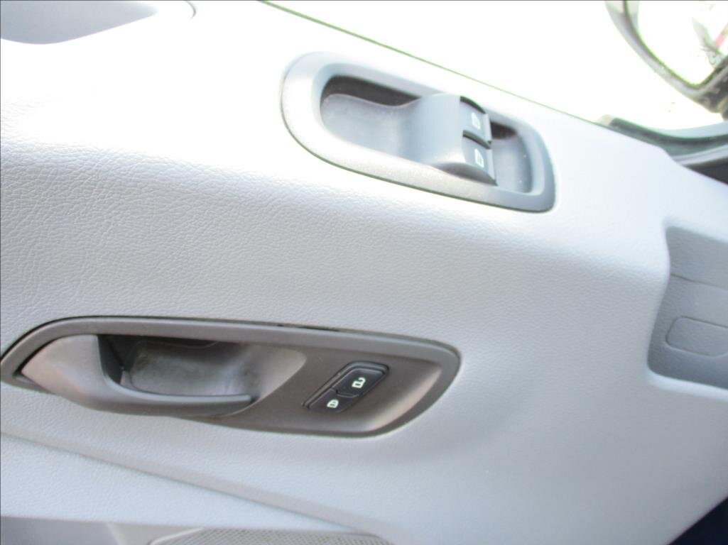 Ford Transit Skříň 2,0 l 96 kw