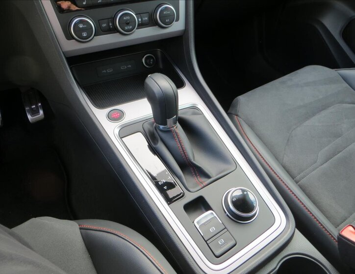 Seat Ateca SUV 1,5 l 110 kw