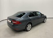 Škoda Superb Liftback 2,0 l 103 kw