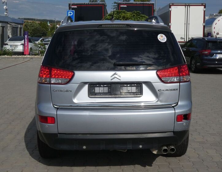 Citroën C-Crosser 6
