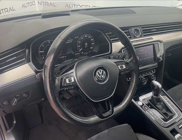Volkswagen Passat Kombi 2,0 l 176 kw