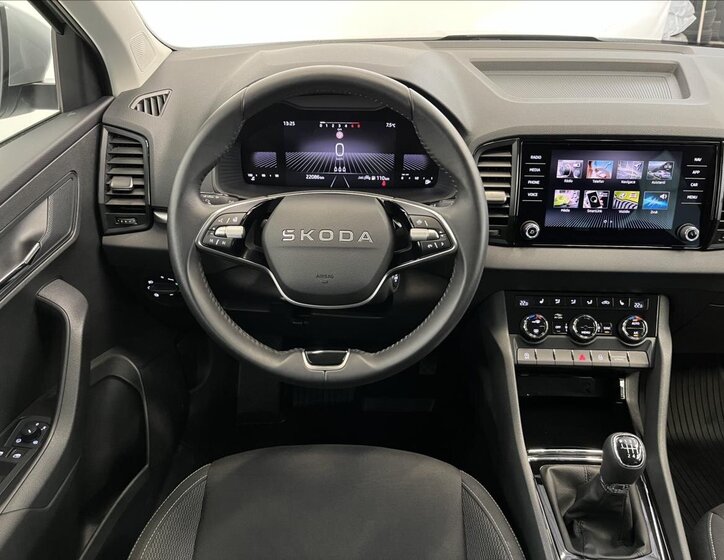 Škoda Karoq SUV 1,5 l 110 kw