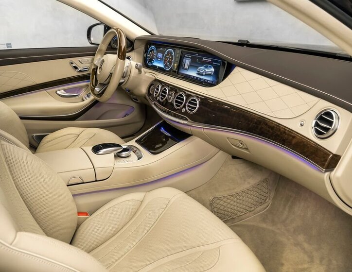 Mercedes-Benz Třídy S 12