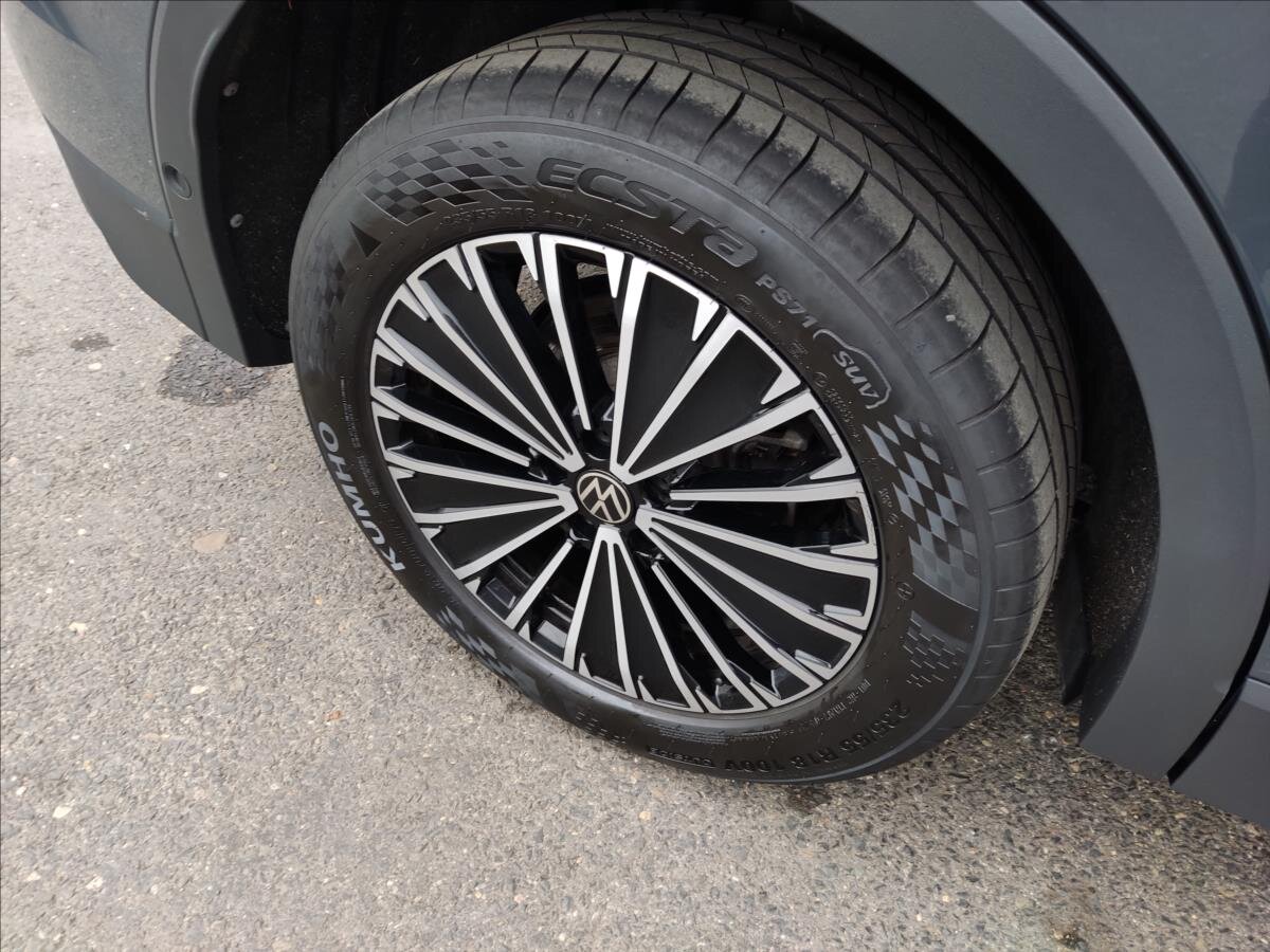 Volkswagen Tiguan SUV / Terénní 1,5 l 110 kw