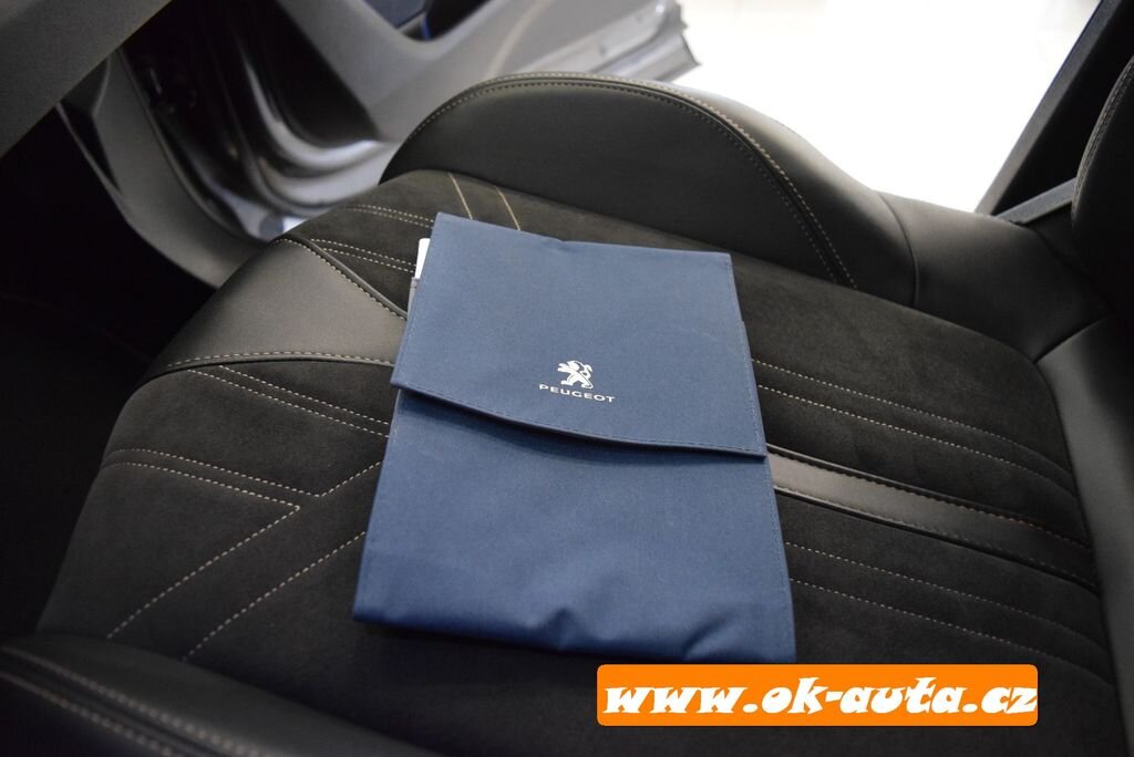 Peugeot 5008 MPV 1,5 l 96 kw