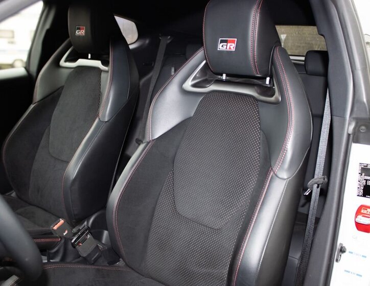 Toyota Yaris Hatchback 1,6 l 192 kw