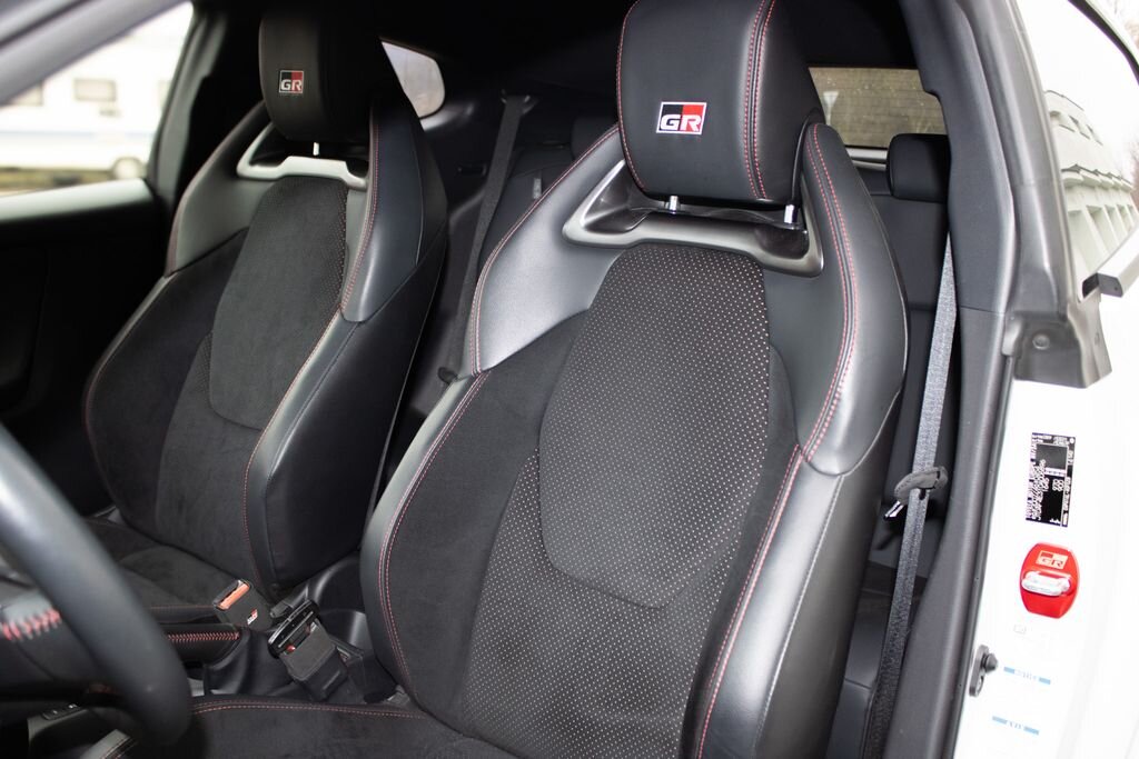 Toyota Yaris Hatchback 1,6 l 192 kw