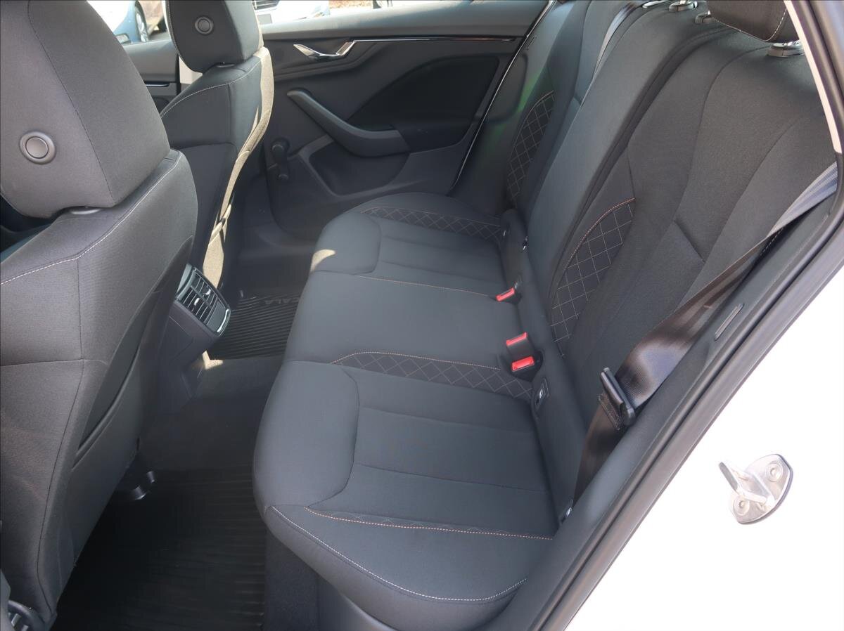 Škoda Scala Hatchback 999,0 70 kw