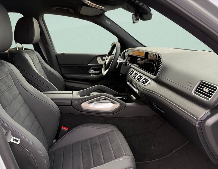Mercedes-Benz GLE SUV / Terénní 2,0 l 245 kw