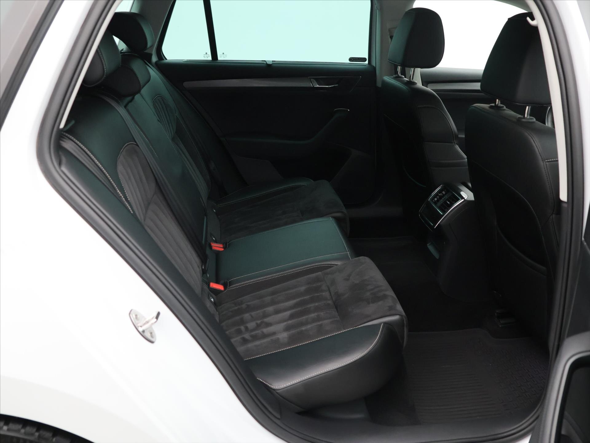 Škoda Superb Kombi 2,0 l 110 kw