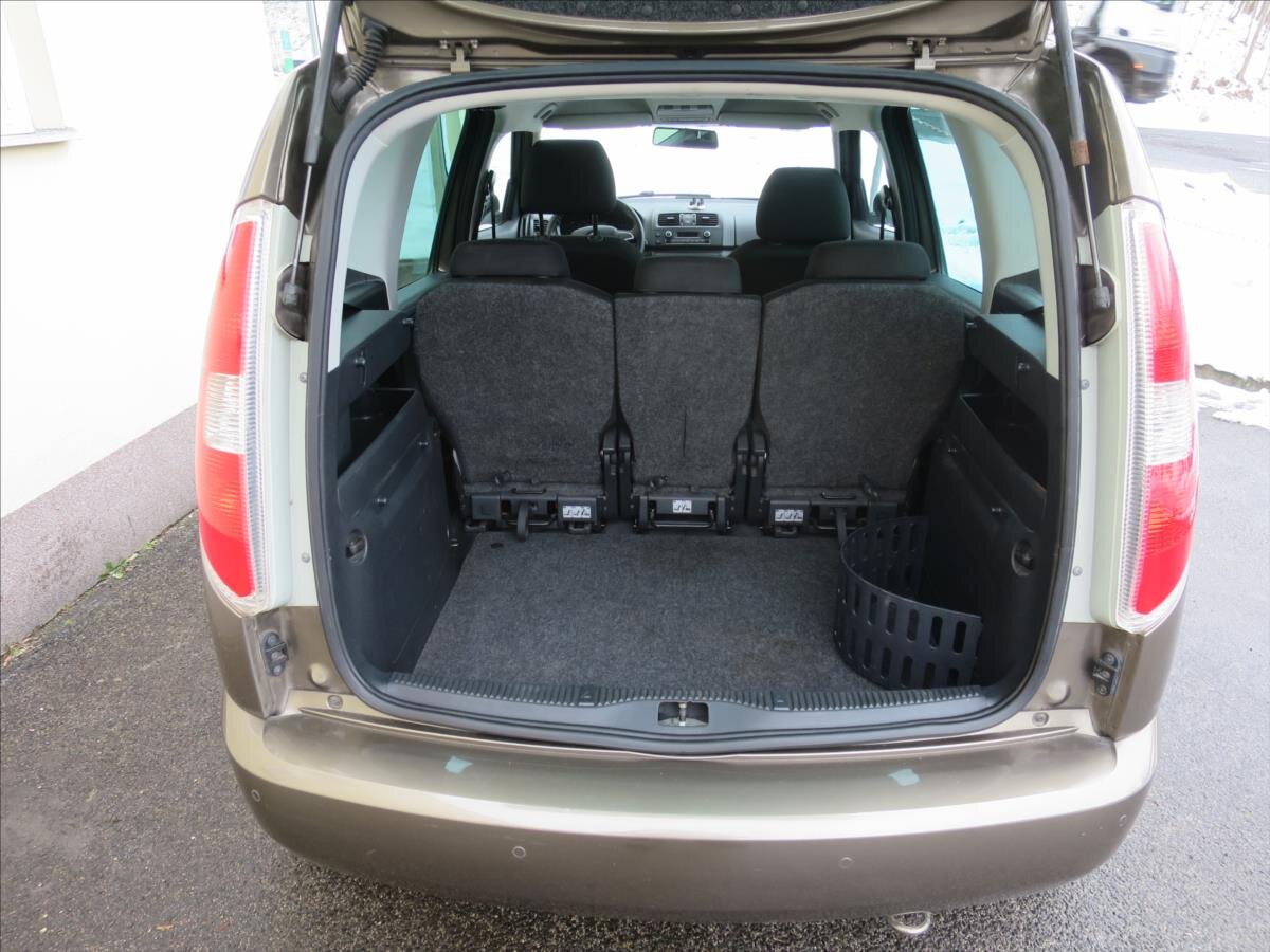 Škoda Roomster Hatchback 1,2 l 77 kw