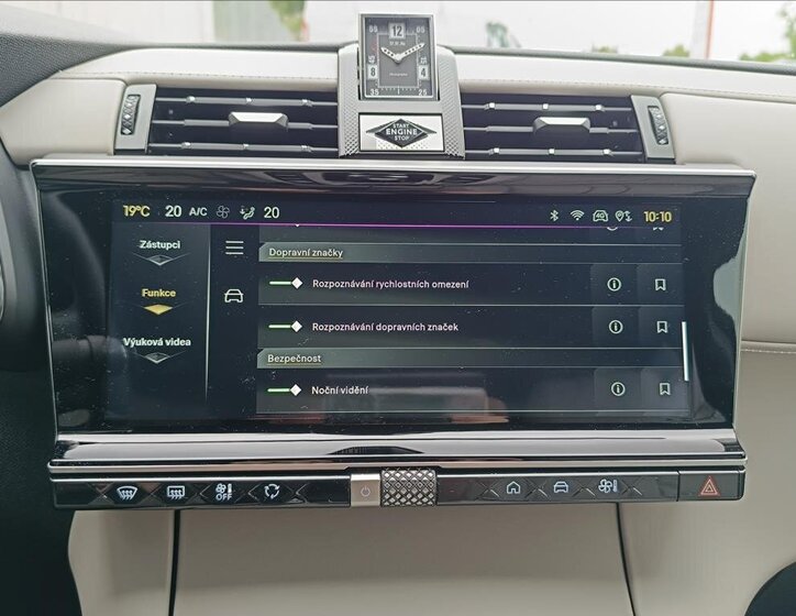 DS Automobiles DS7 Crossback 19