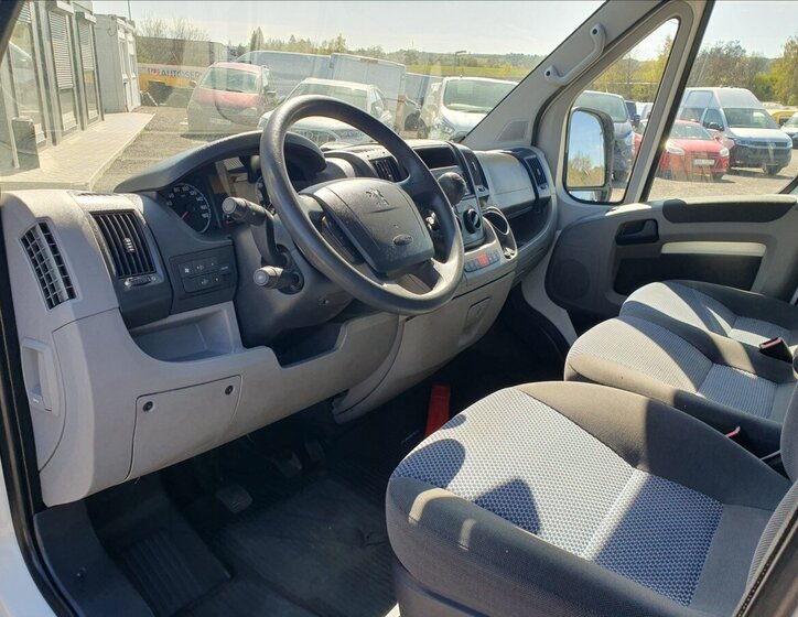 Peugeot Boxer Kombi 3,0 l 115 kw