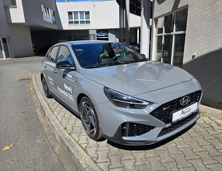 Hyundai i30 Hatchback 1,5 l 103 kw