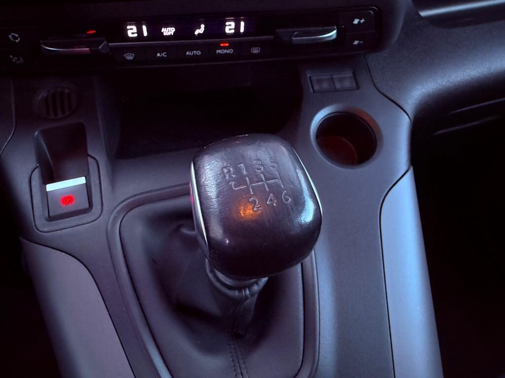 Toyota ProAce Kombi 1,5 l 96 kw