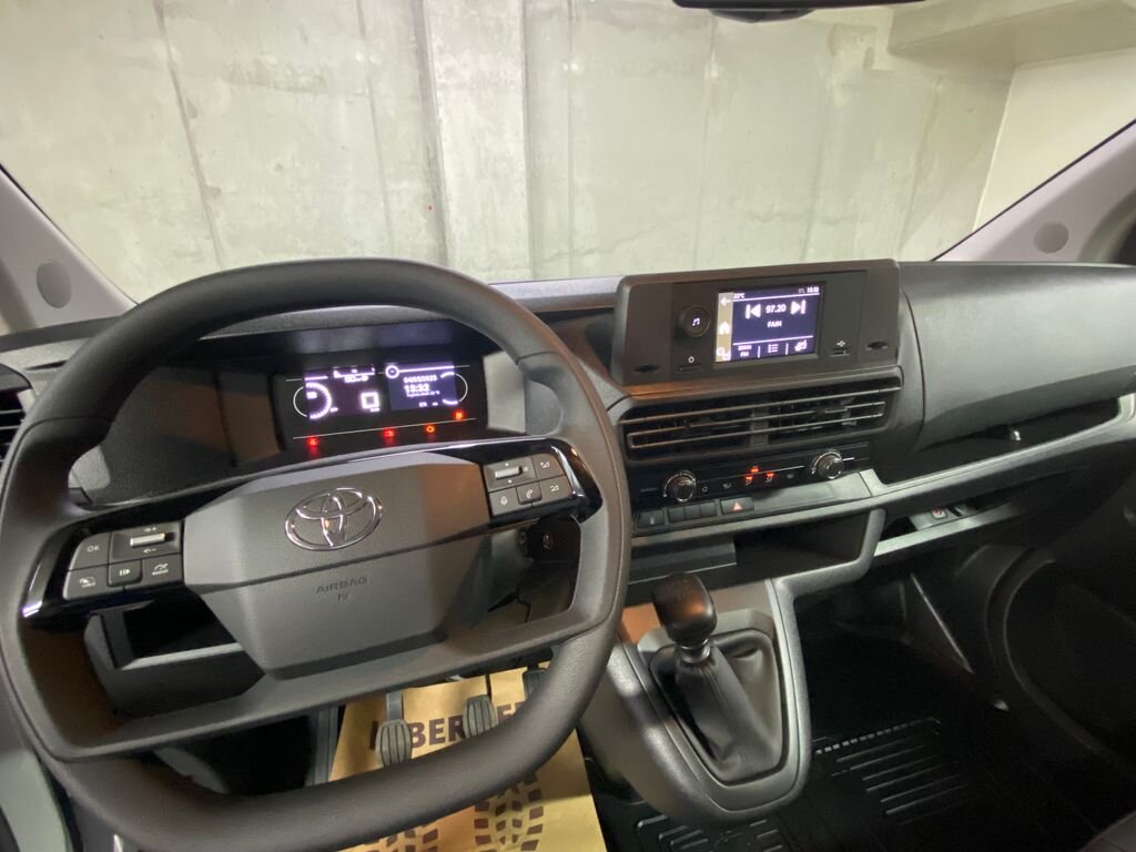 Toyota ProAce Skříň 2,0 l 106 kw