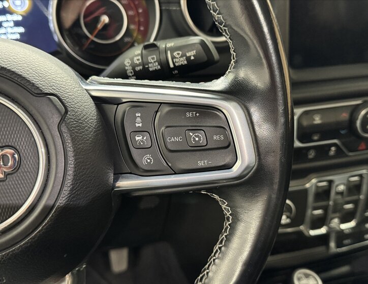 Jeep Wrangler SUV / Terénní 2,1 l 147 kw