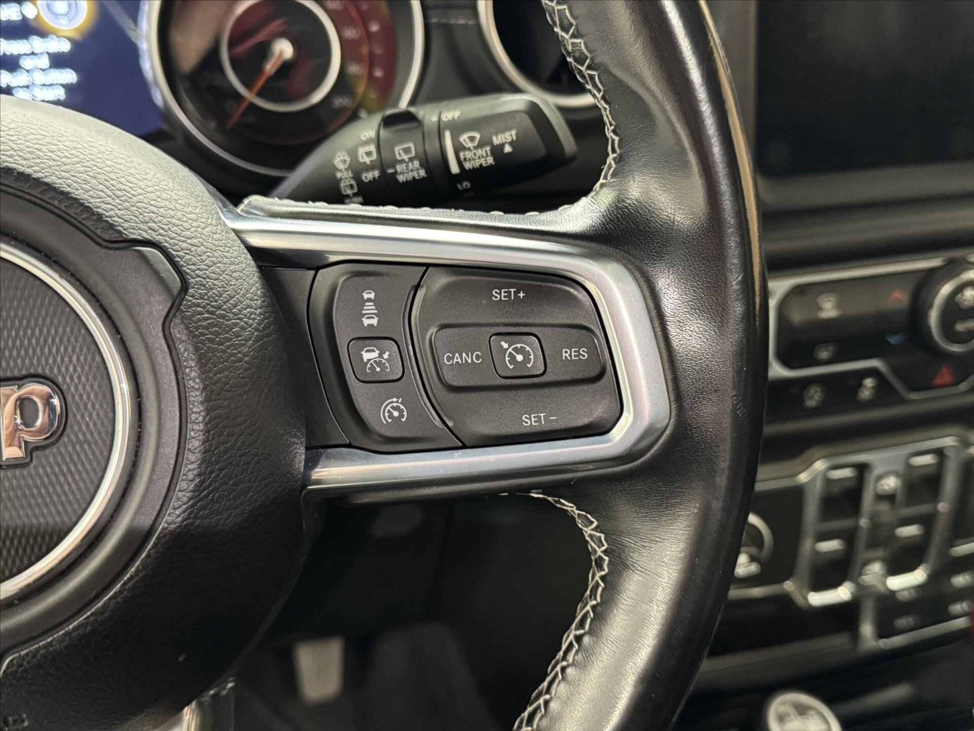 Jeep Wrangler SUV / Terénní 2,1 l 147 kw