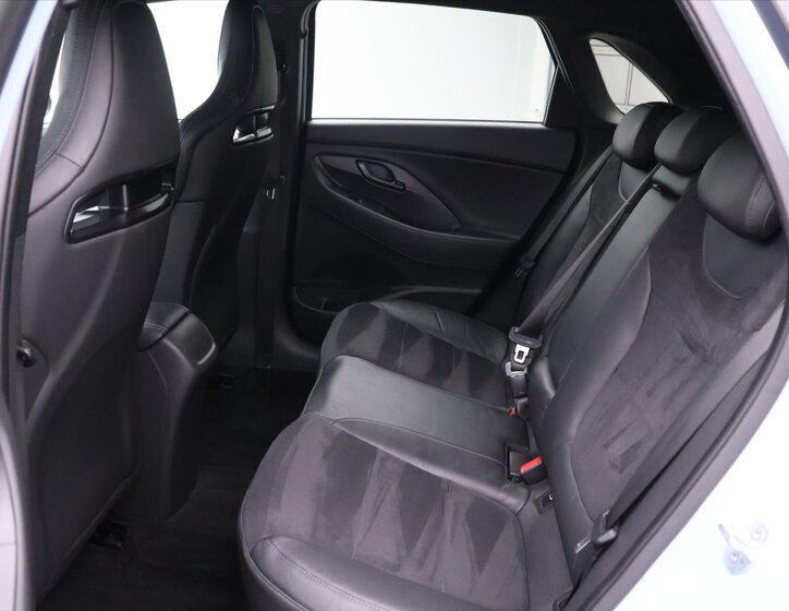 Hyundai i30 Hatchback 2,0 l 206 kw