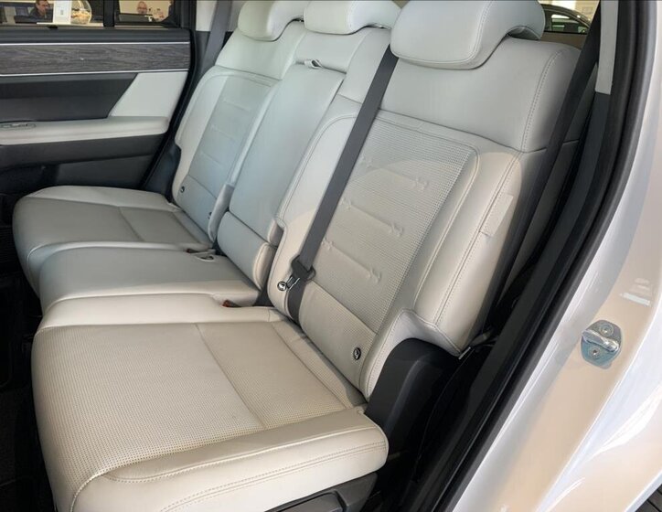 Hyundai Santa Fe SUV / Terénní 1,6 l 158 kw