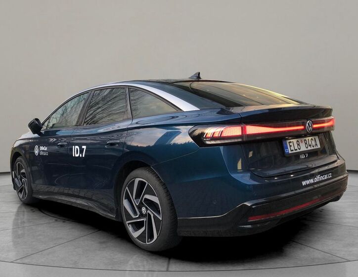 Volkswagen ID.7 3