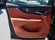 Dongfeng U-Tour MPV 1,5 l 255 kw