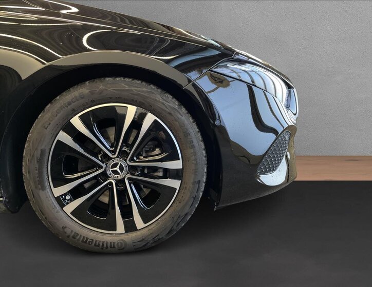 Mercedes-Benz Třídy A Hatchback 1,3 l 100 kw