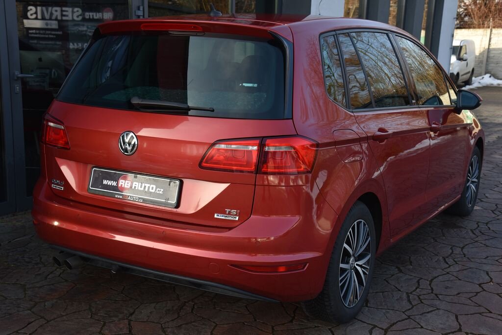 Volkswagen Golf Sportsvan MPV 1,4 l 92 kw