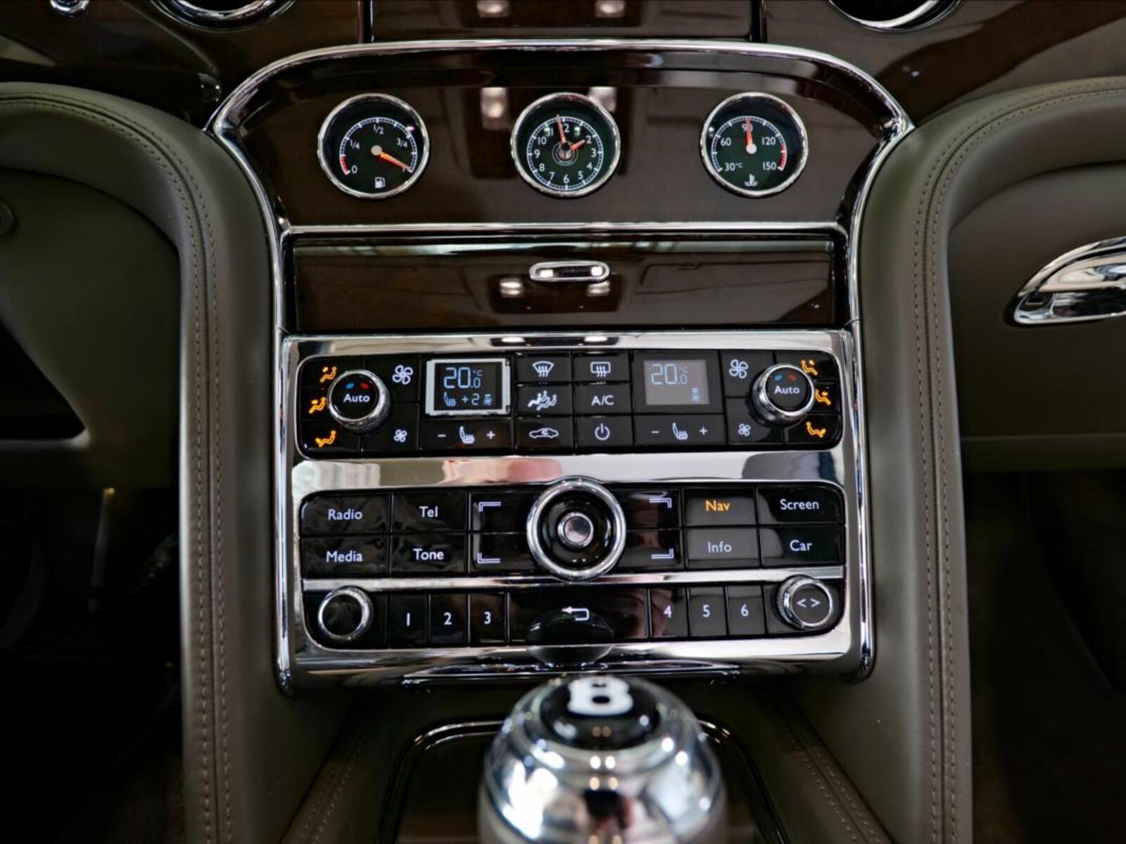 Bentley Mulsanne 19
