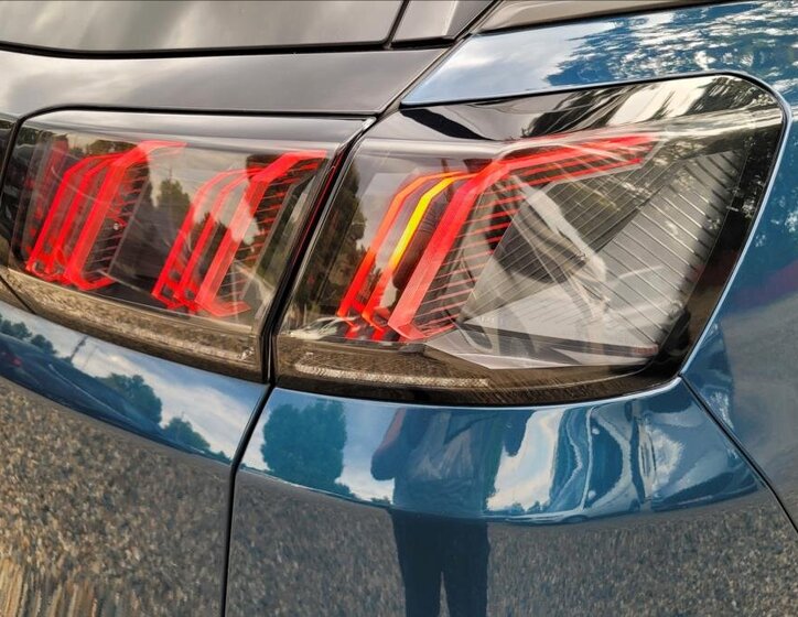 Peugeot 3008 SUV / Terénní 1,5 l 96 kw