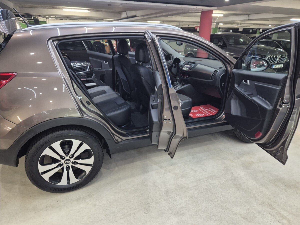 KIA Sportage SUV / Terénní 2,0 l 120 kw