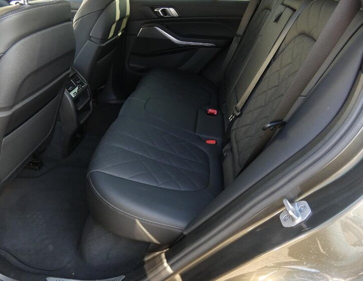 BMW X5 SUV / Terénní 3,0 l 195 kw