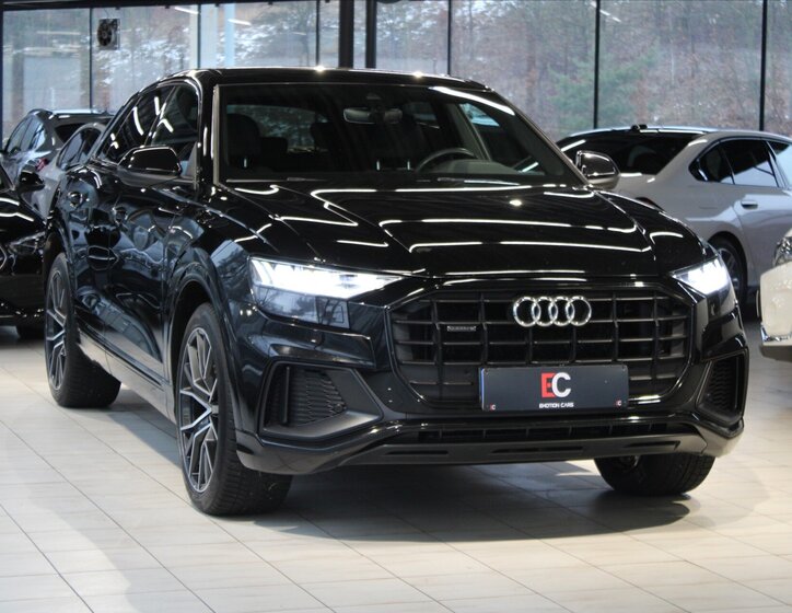Audi Q8 SUV 3,0 l 210 kw