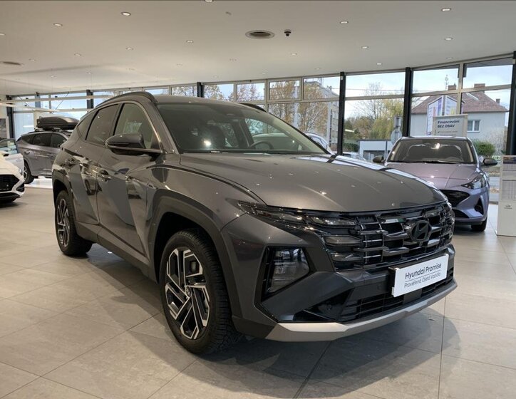 Hyundai Tucson SUV 1,6 l 158 kw