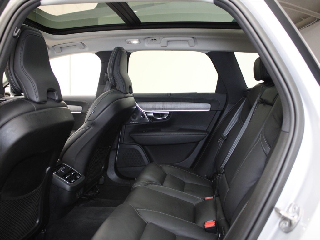 Volvo V90 Kombi 2,0 l 220 kw