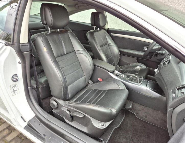 Renault Laguna Kupé 2,0 l 110 kw