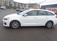 Hyundai i30 4