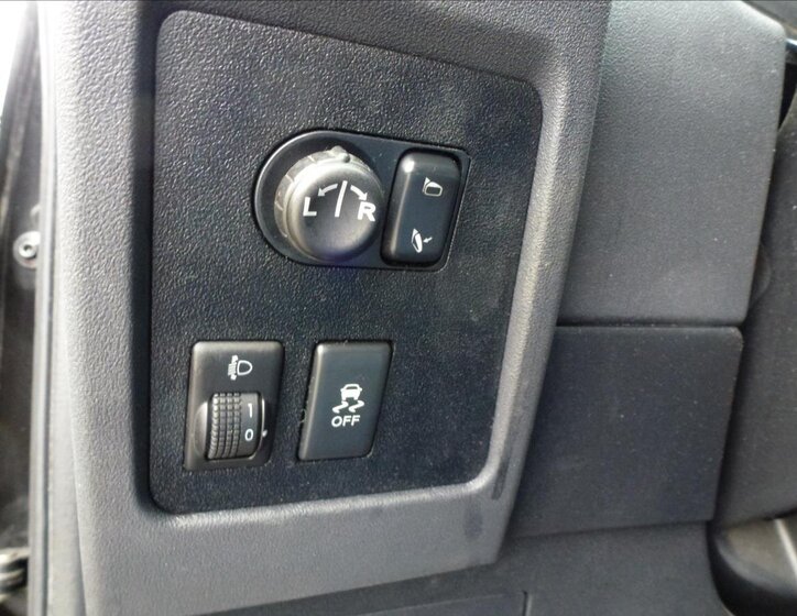 Nissan Qashqai SUV / Terénní 2,0 l 104 kw