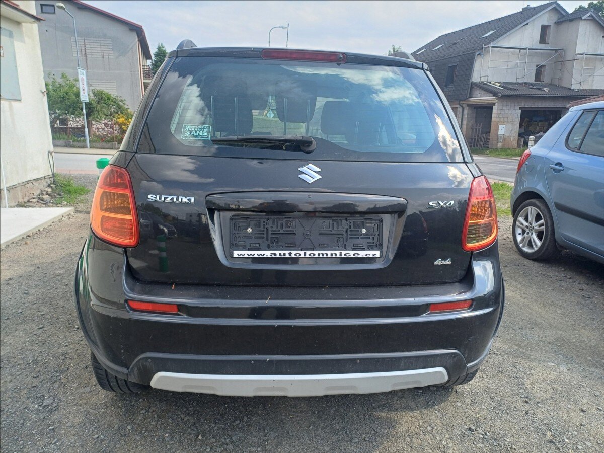 Suzuki SX4 Hatchback 2,0 l 99 kw