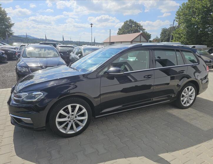 Volkswagen Golf 9