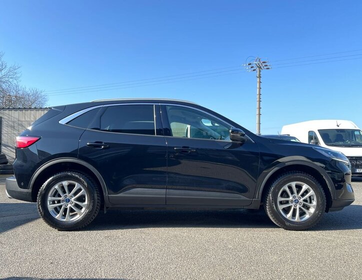 Ford Kuga SUV / Terénní 2,5 l 112 kw