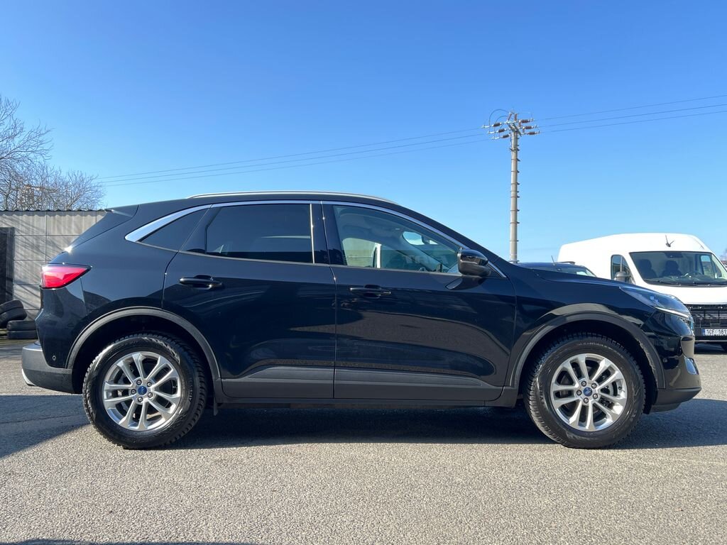 Ford Kuga SUV / Terénní 2,5 l 112 kw