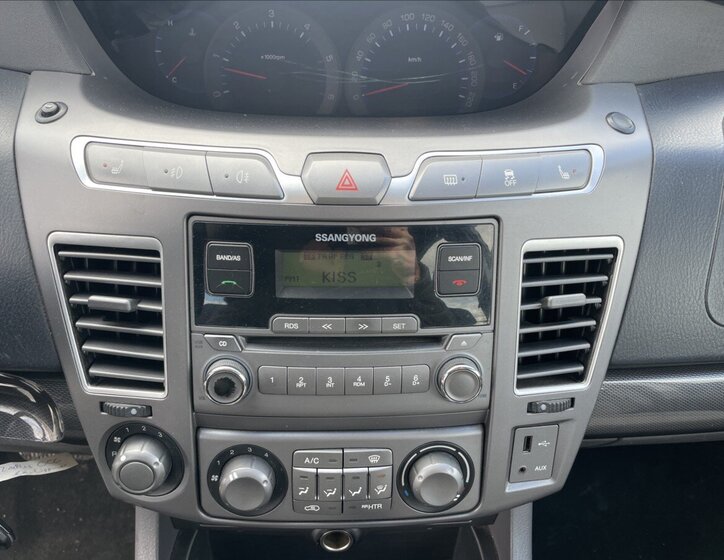 SsangYong Rodius SUV / Terénní 2,0 l 114 kw