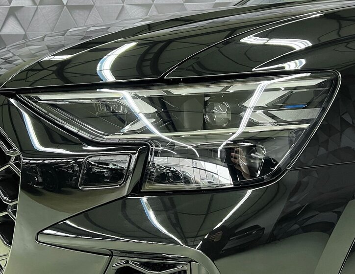 Audi RS Q8 SUV / Terénní 4,0 l 471 kw