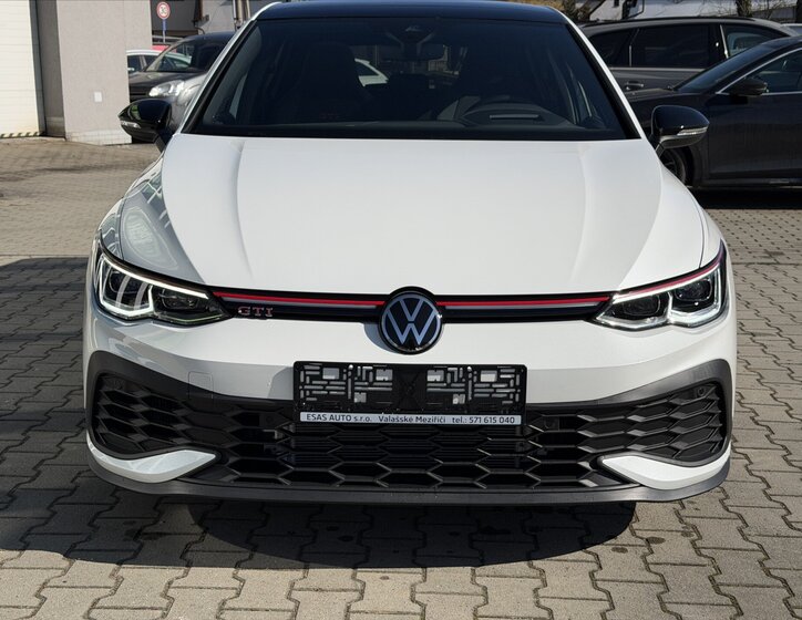 Volkswagen Golf Hatchback 2,0 l 221 kw