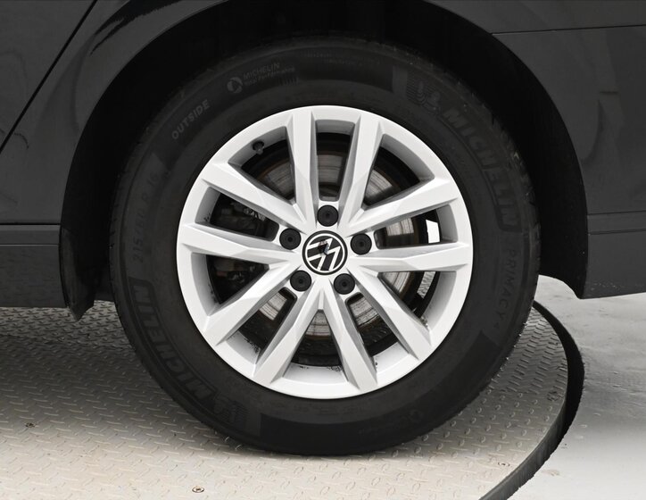 Volkswagen Passat Kombi 2,0 l 110 kw