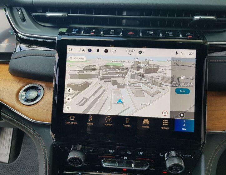 Jeep Grand Cherokee 14