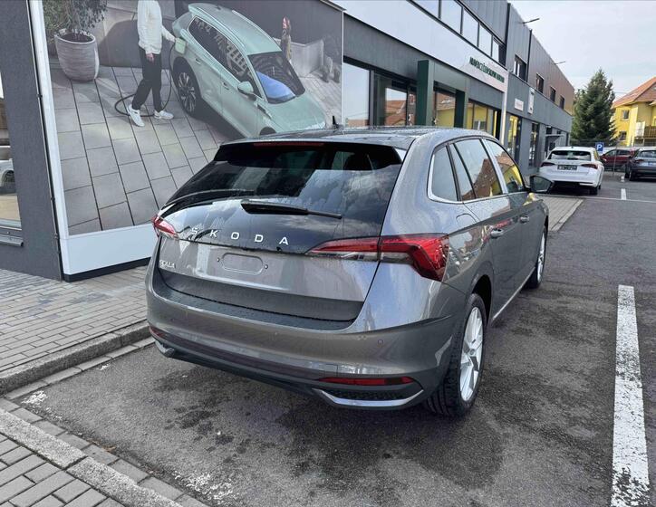 Škoda Scala 4