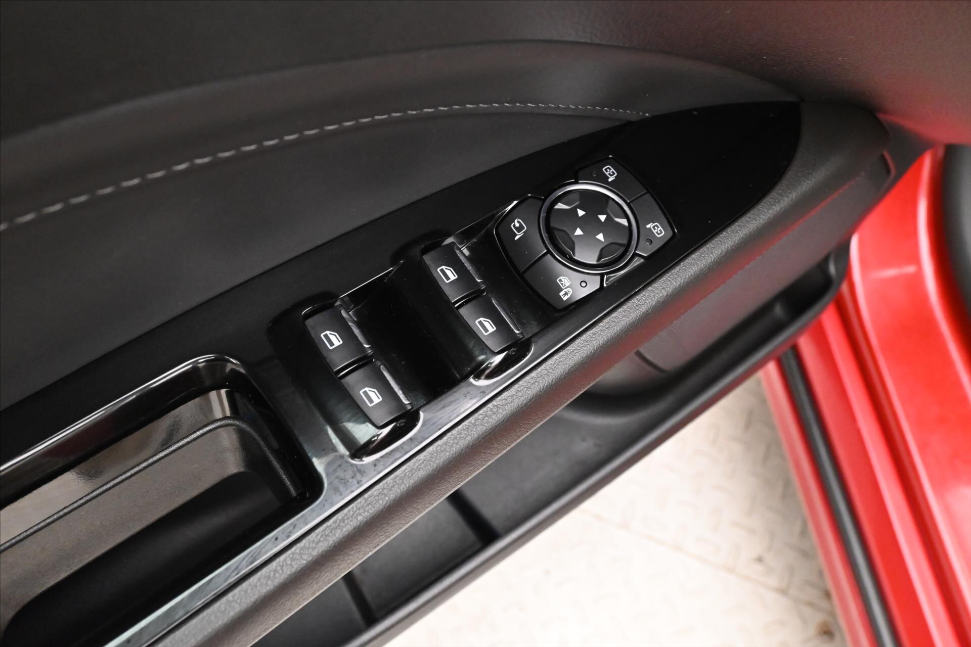 Ford Mondeo Liftback 2,0 l 110 kw